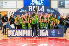 Final_4_Tui-313