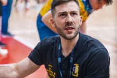 FD6A8318
